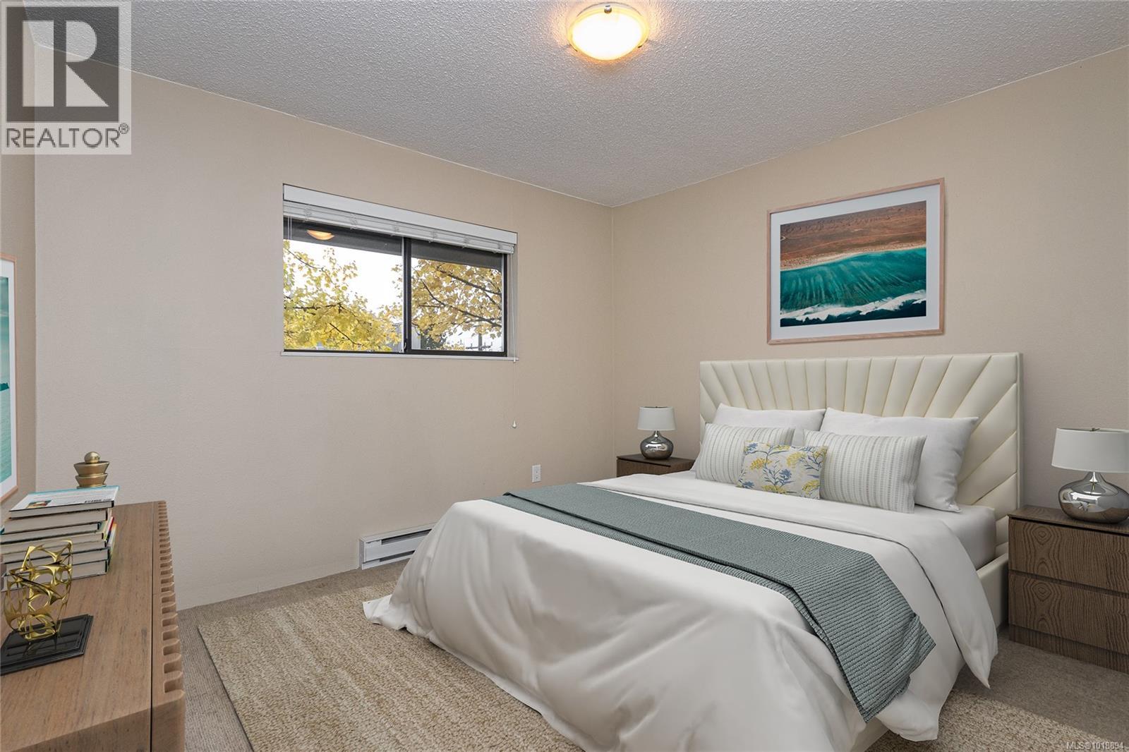 208 3255 Glasgow Ave, Saanich