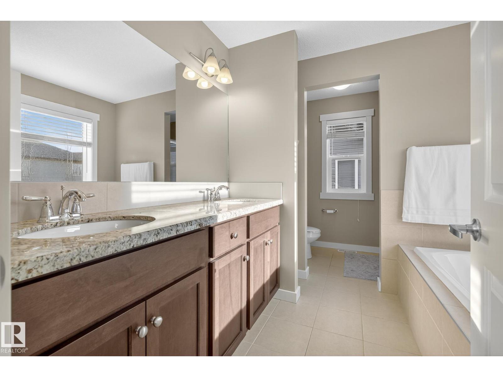 10 CODETTE WY, Sherwood Park