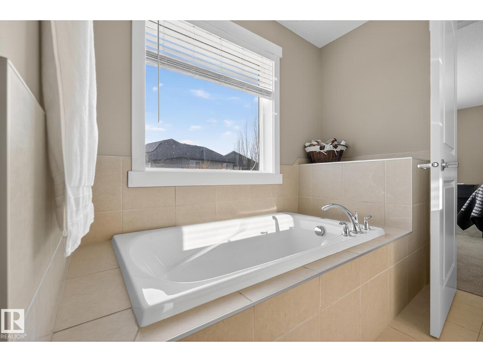 10 CODETTE WY, Sherwood Park