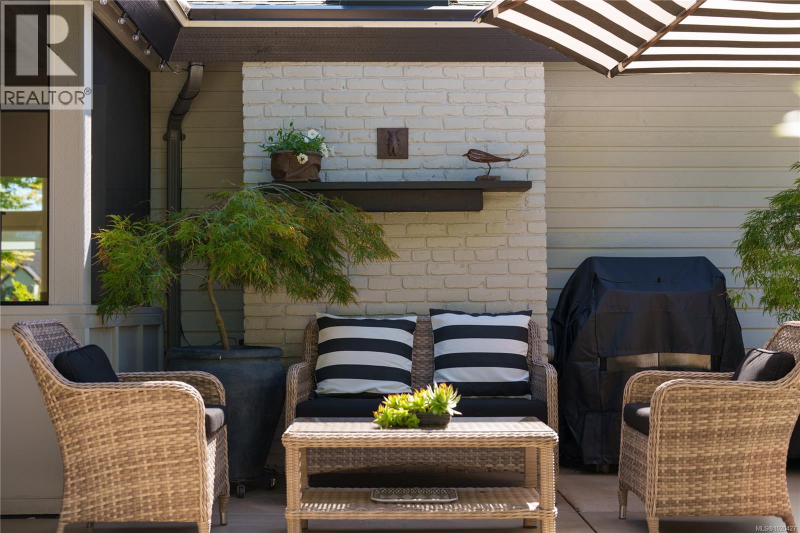  2780 Arbutus Road, Saanich