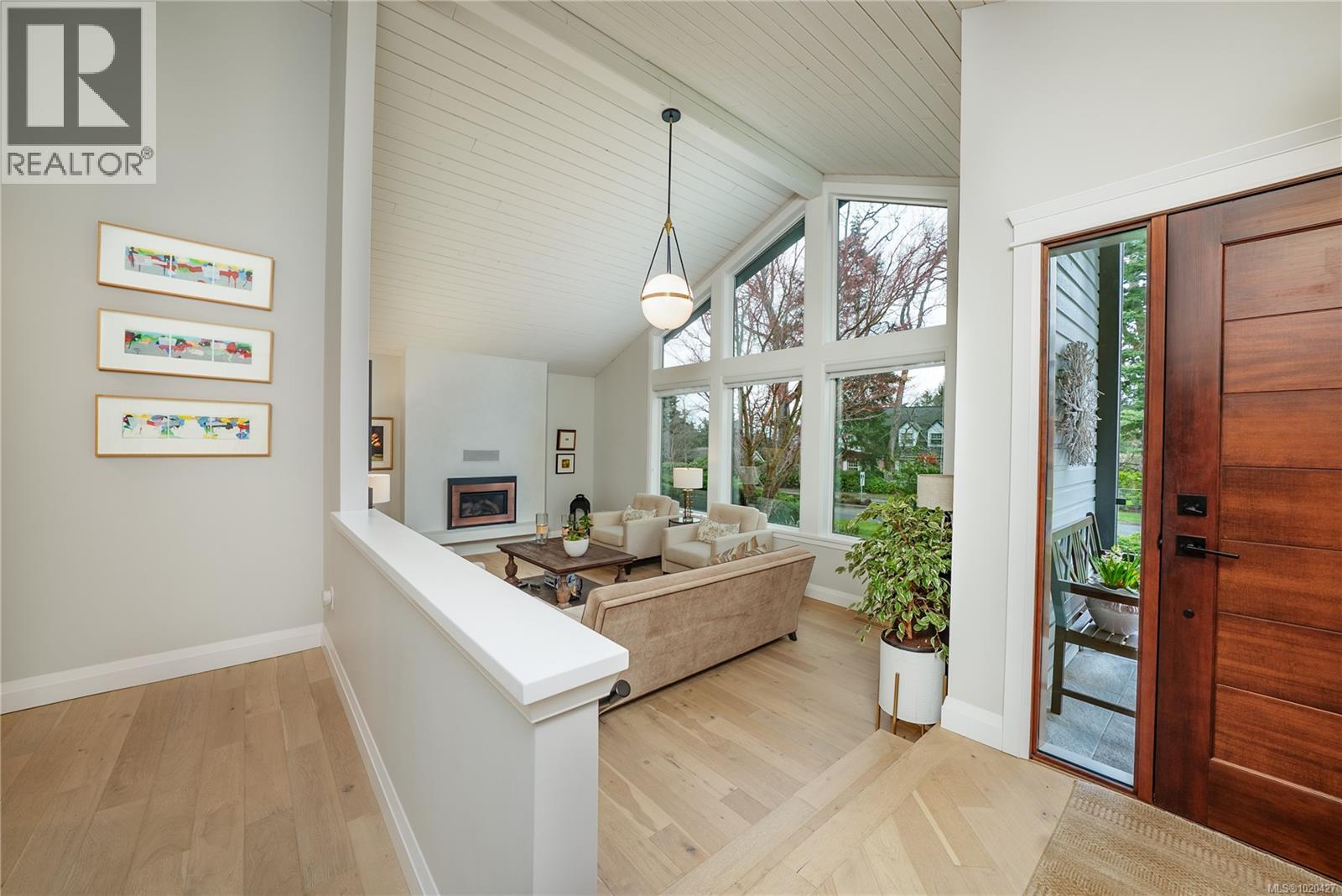  2780 Arbutus Road, Saanich