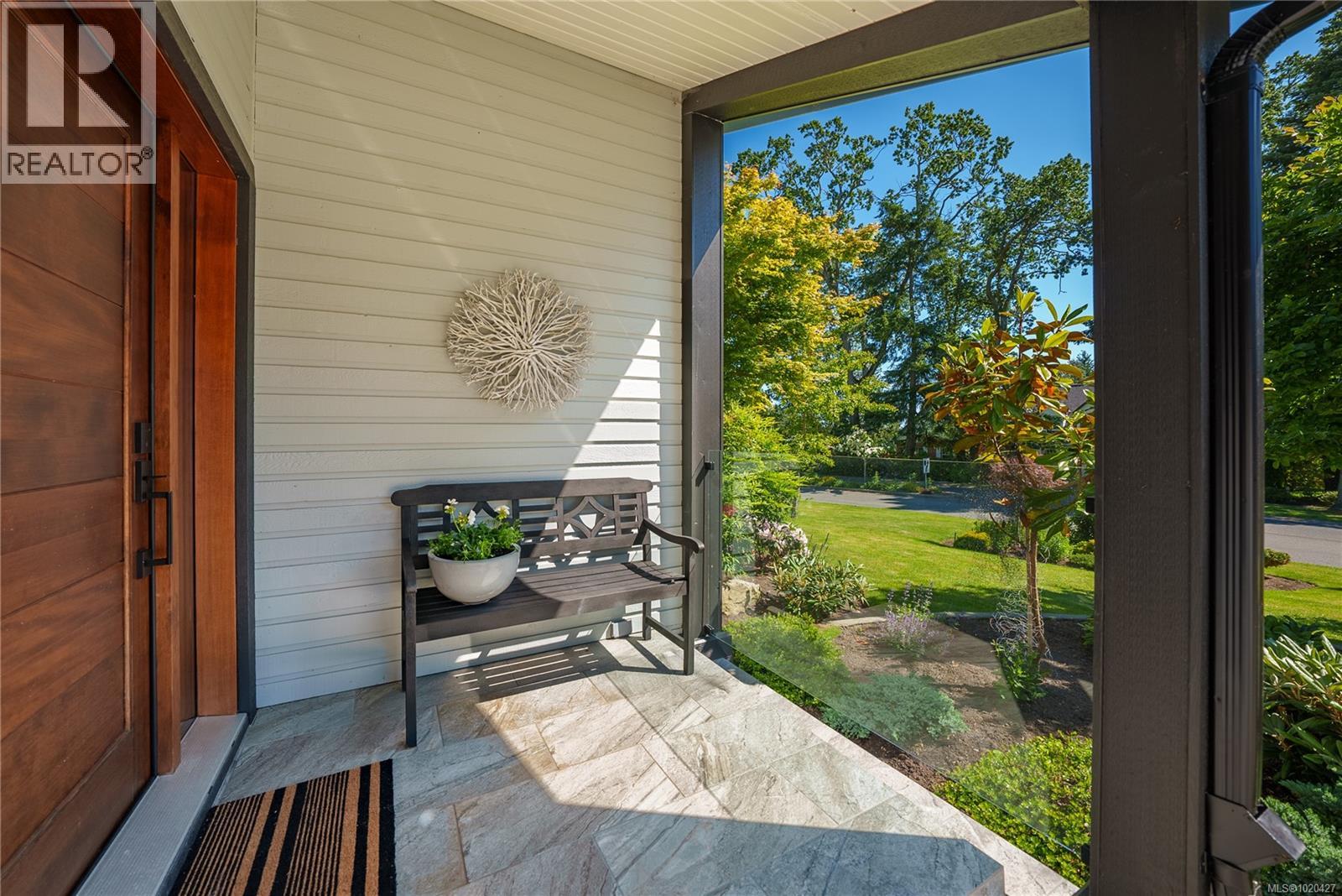  2780 Arbutus Road, Saanich