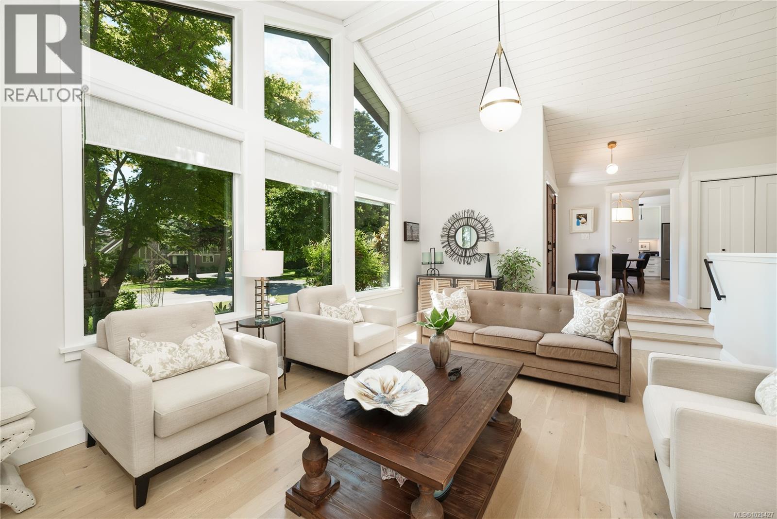  2780 Arbutus Road, Saanich