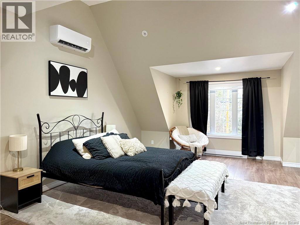 8 Conway Street - 28