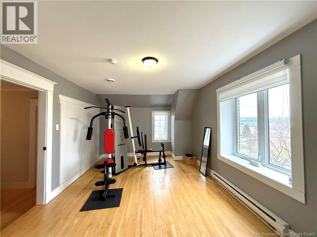 8 Conway Street - 40