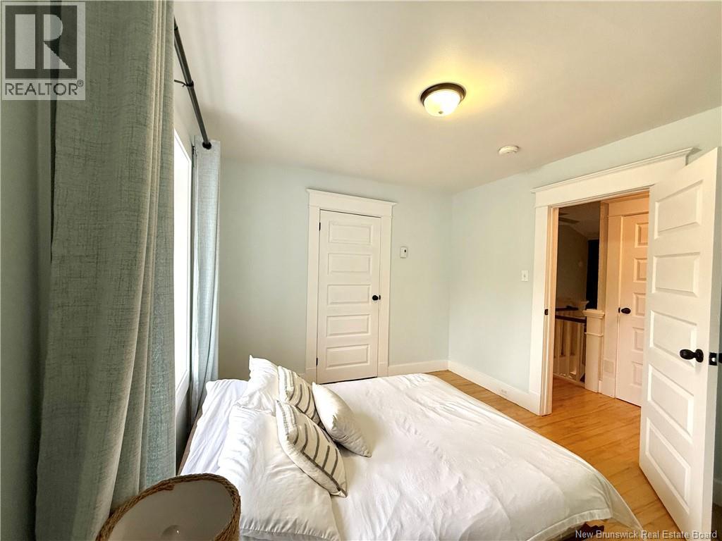 8 Conway Street - 42