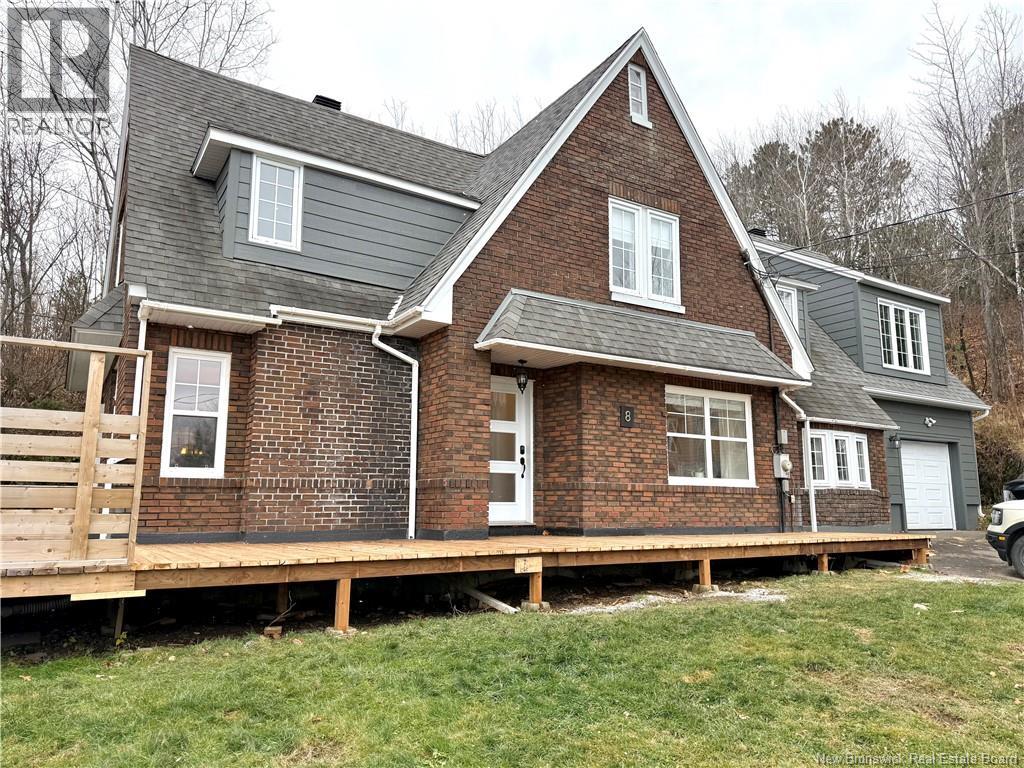 8 Conway Street - 43
