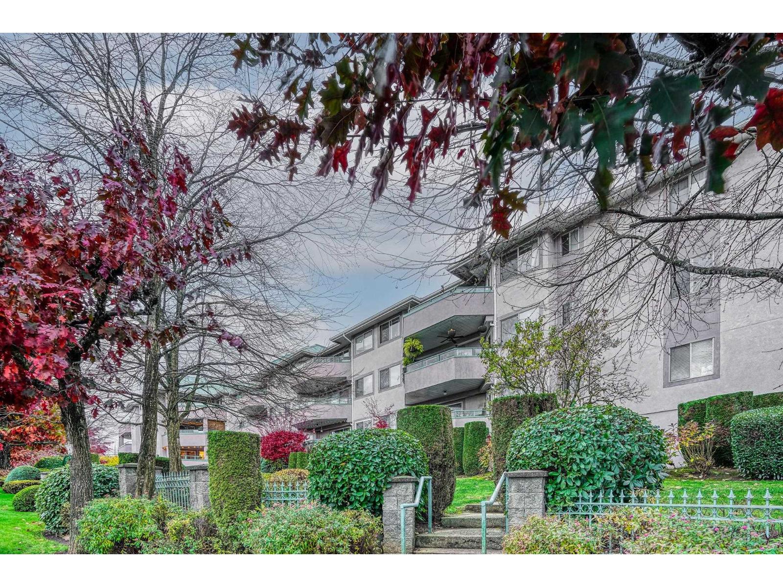 316 33175 OLD YALE ROAD, Abbotsford