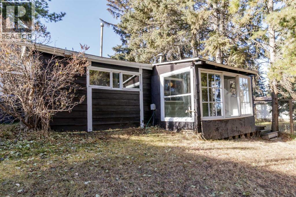 4523 48 Street, Sylvan Lake