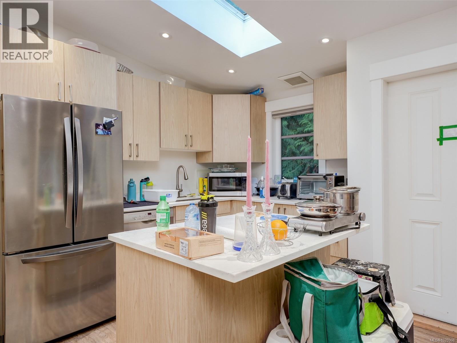 10931 Inwood Rd - 10