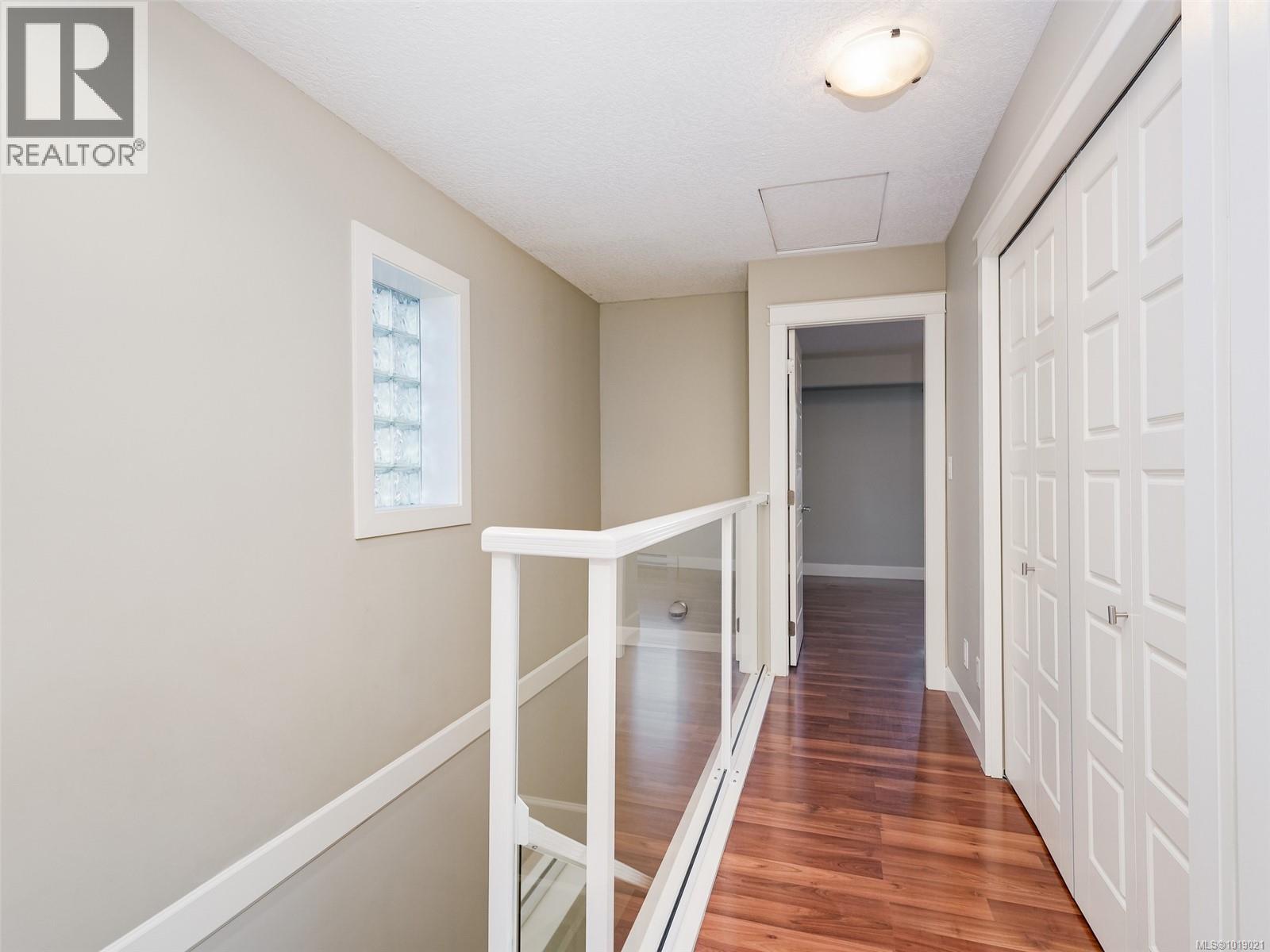 201 785 Station Ave, Langford