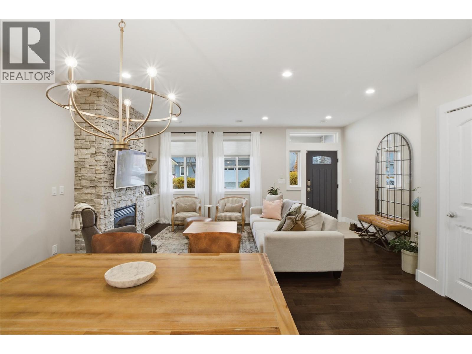 2780 BEACHMOUNT Crescent, Kamloops