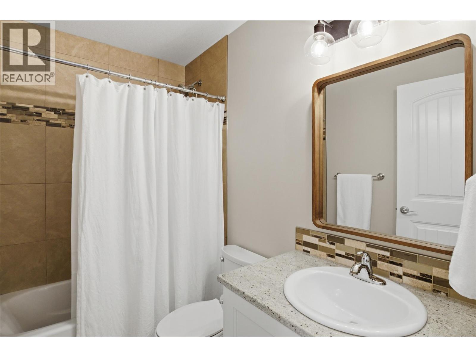 2780 BEACHMOUNT Crescent, Kamloops