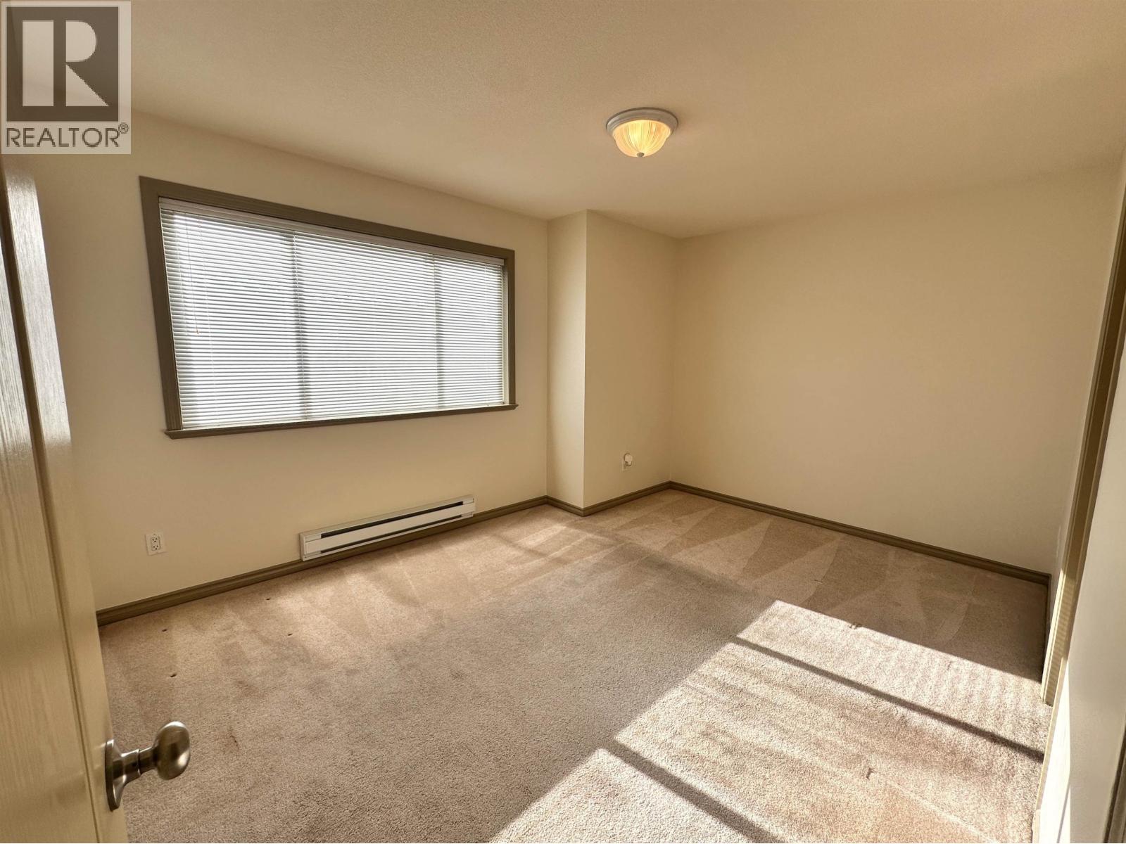 8 7700 ABERCROMBIE DRIVE, Richmond