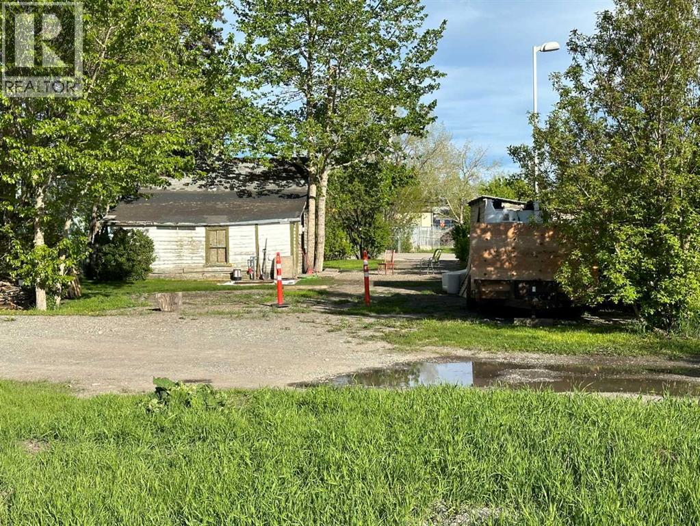 0 216 Third Avenue West, Cochrane