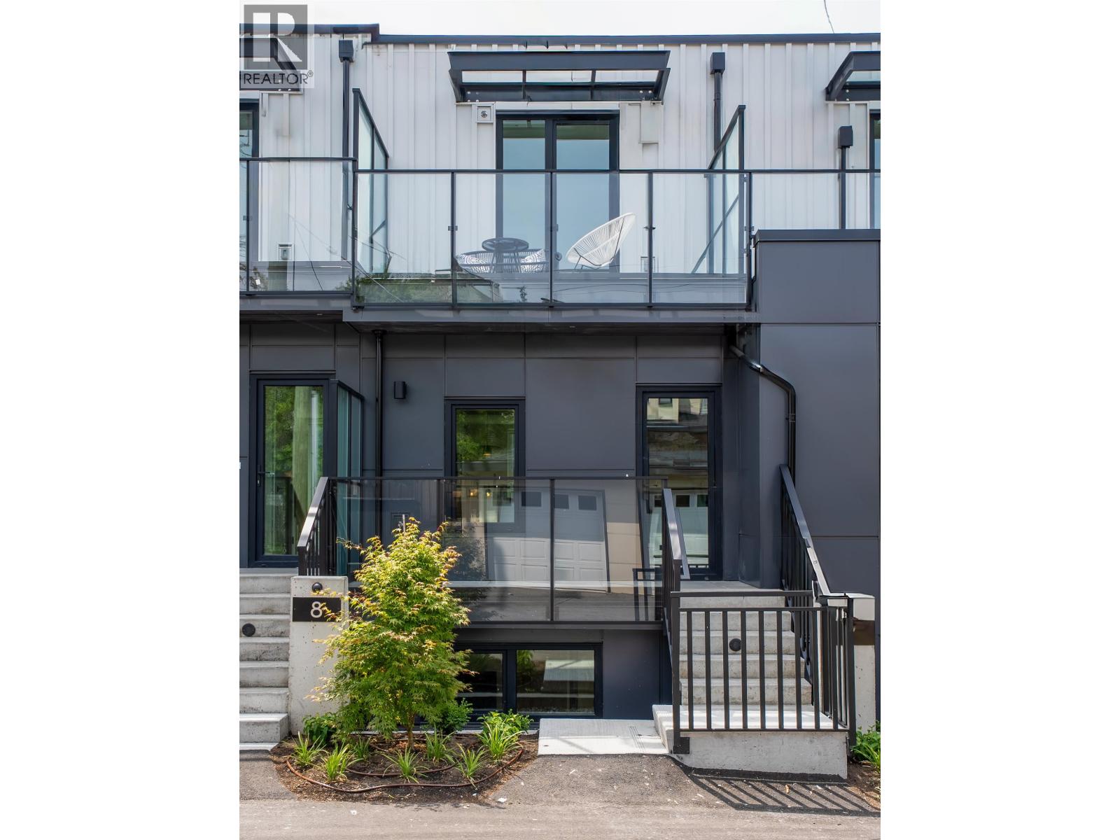 TH8 610 E 3RD STREET, North Vancouver