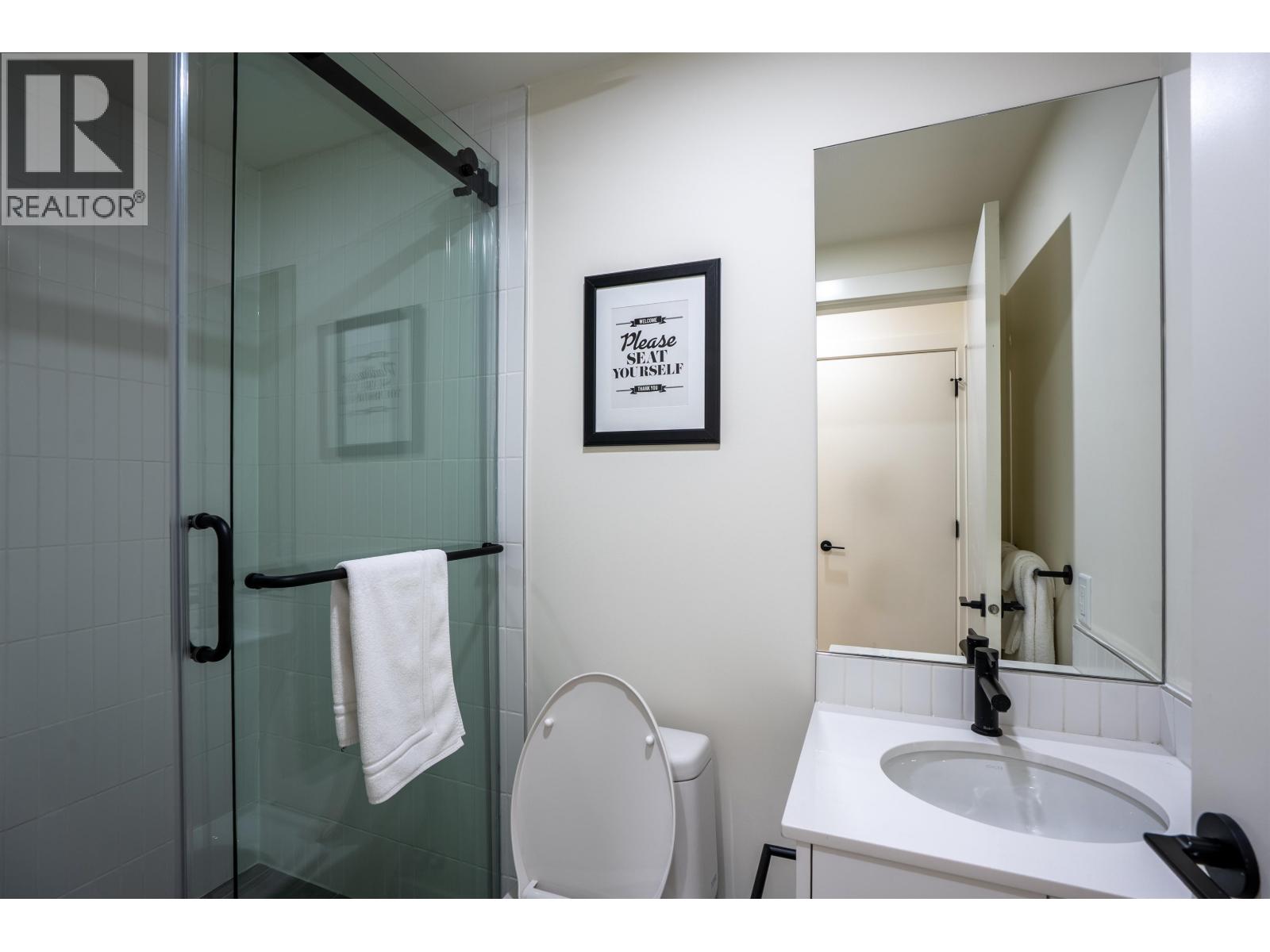 TH8 610 E 3RD STREET, North Vancouver