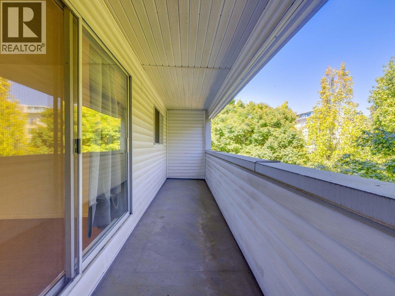 301 8760 WESTMINSTER HIGHWAY, Richmond