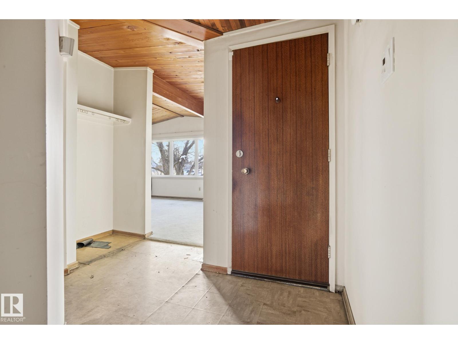 11324 53 AV NW, Edmonton