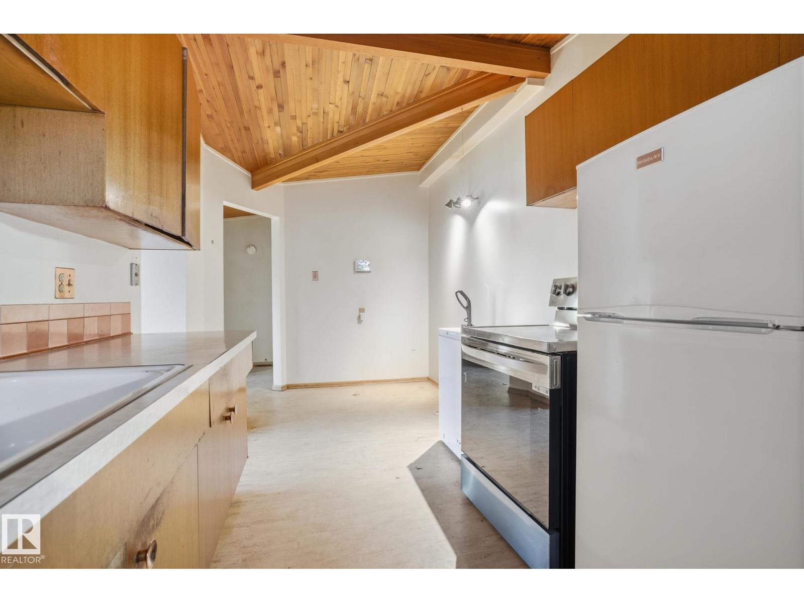 11324 53 AV NW, Edmonton