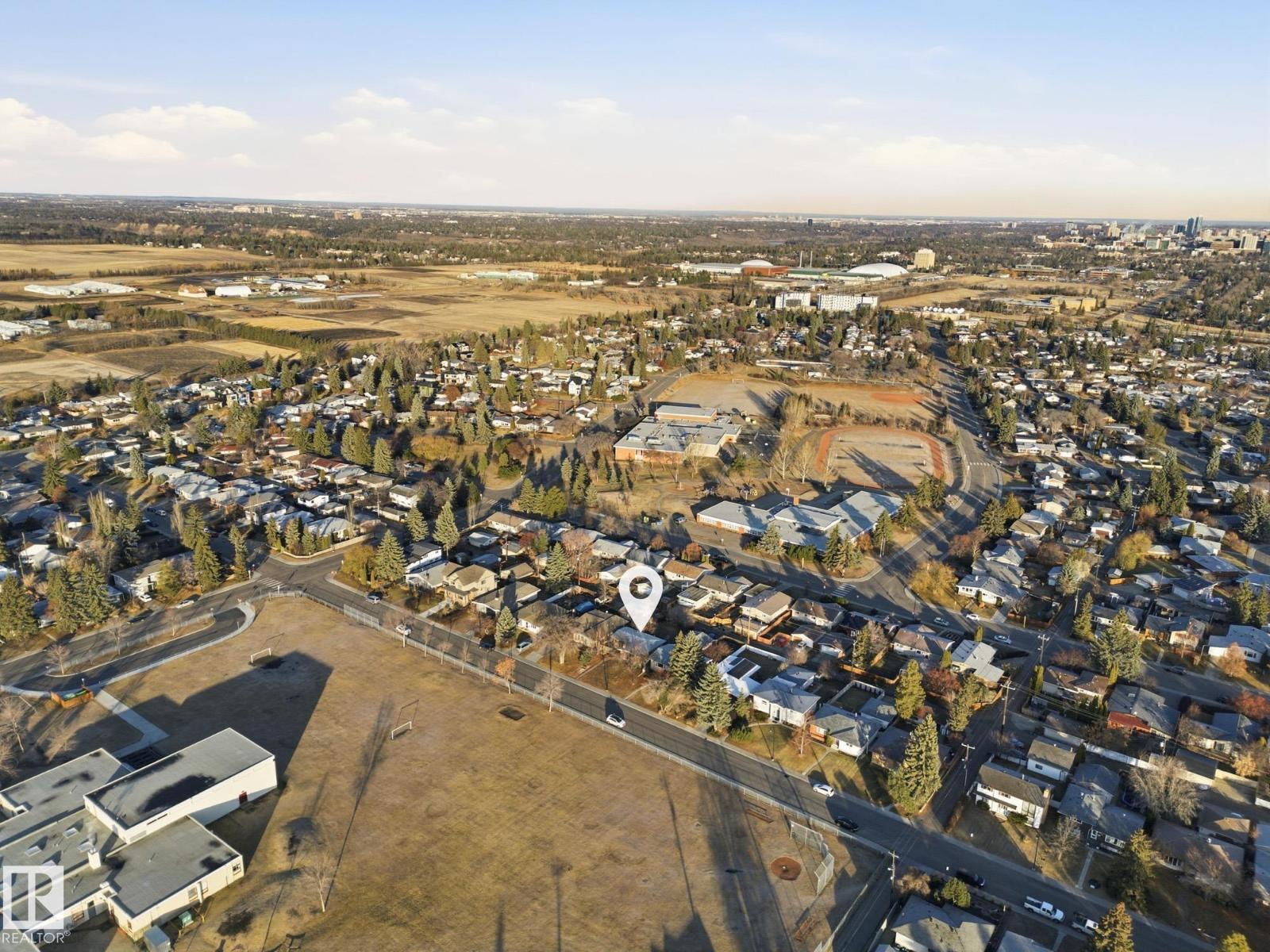 11324 53 AV NW, Edmonton