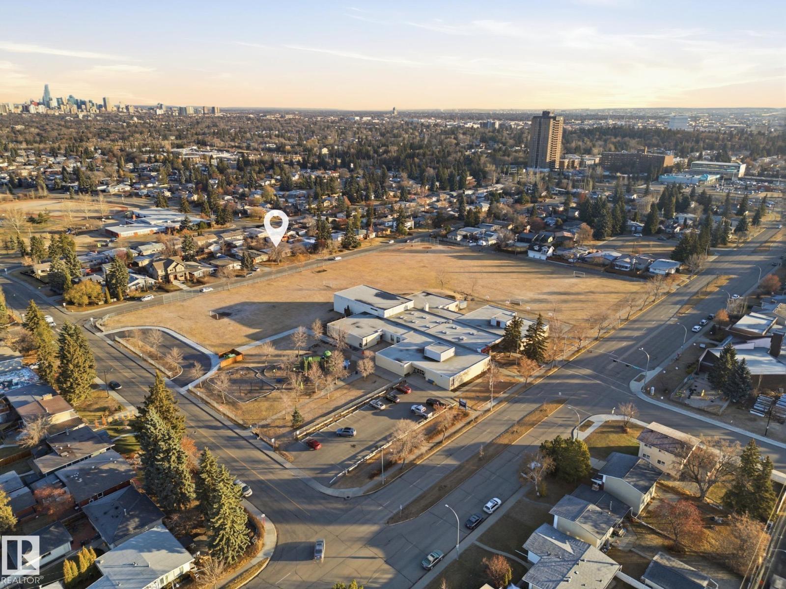 11324 53 AV NW, Edmonton