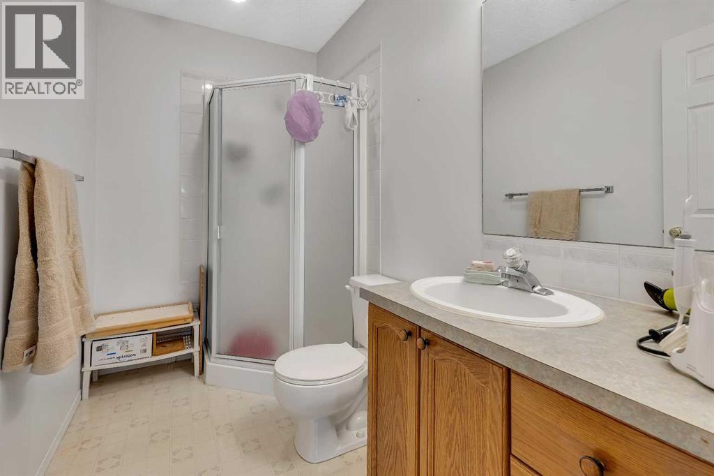 Single Family House for Sale in   Harvest Gold Manor NE Harvest Hills Calgary 