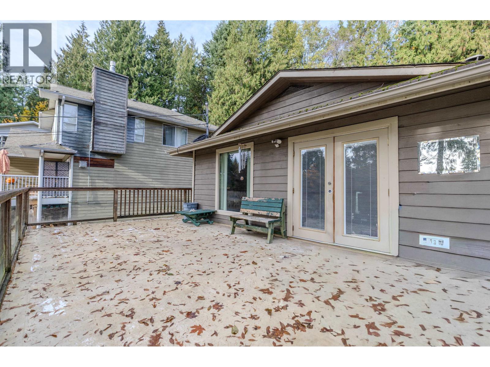 538 REED ROAD, Gibsons