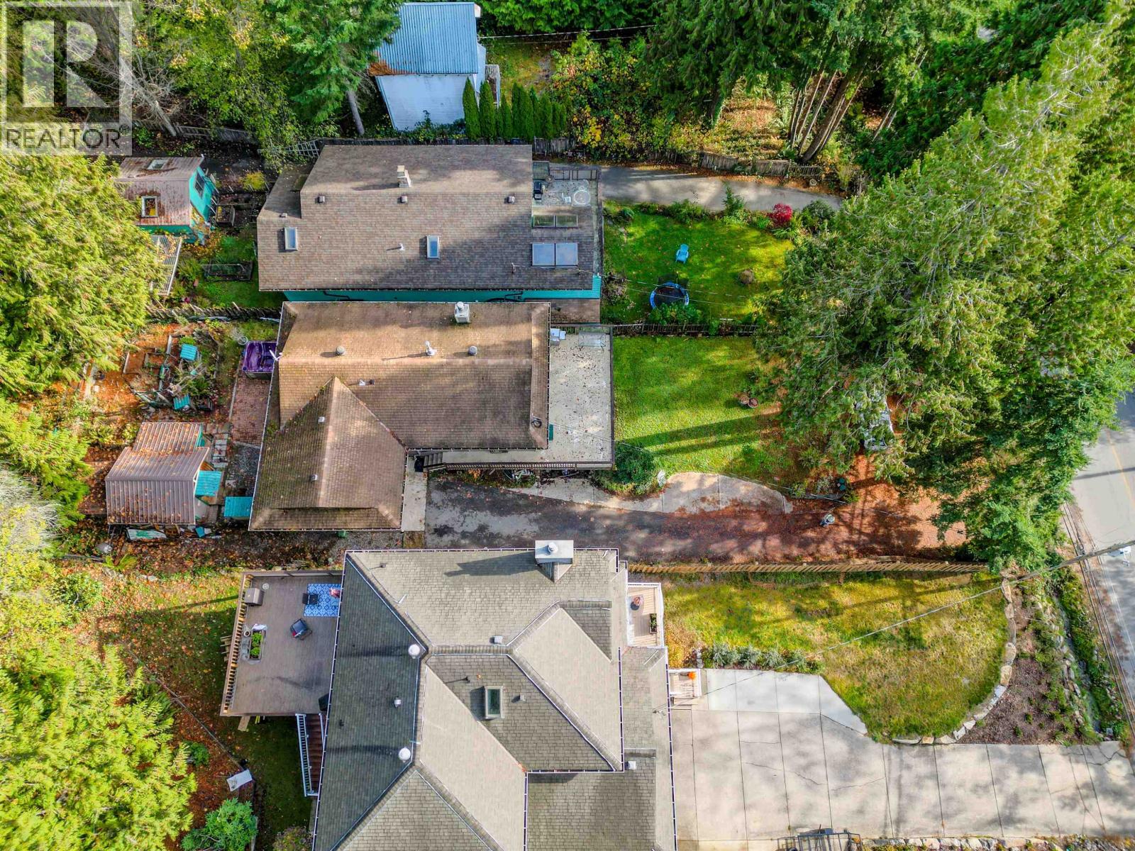 538 REED ROAD, Gibsons