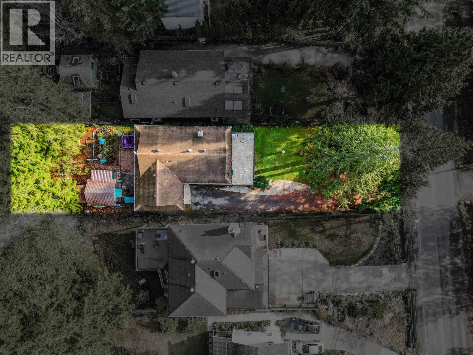 538 REED ROAD, Gibsons