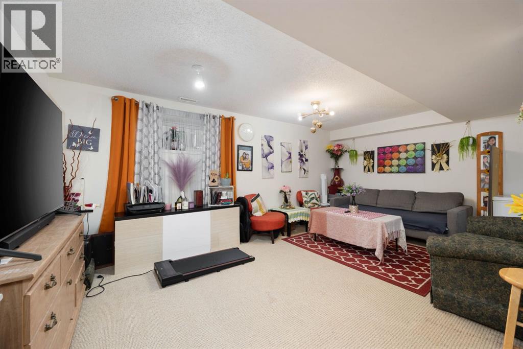 193 Eymundson Road, Fort McMurray