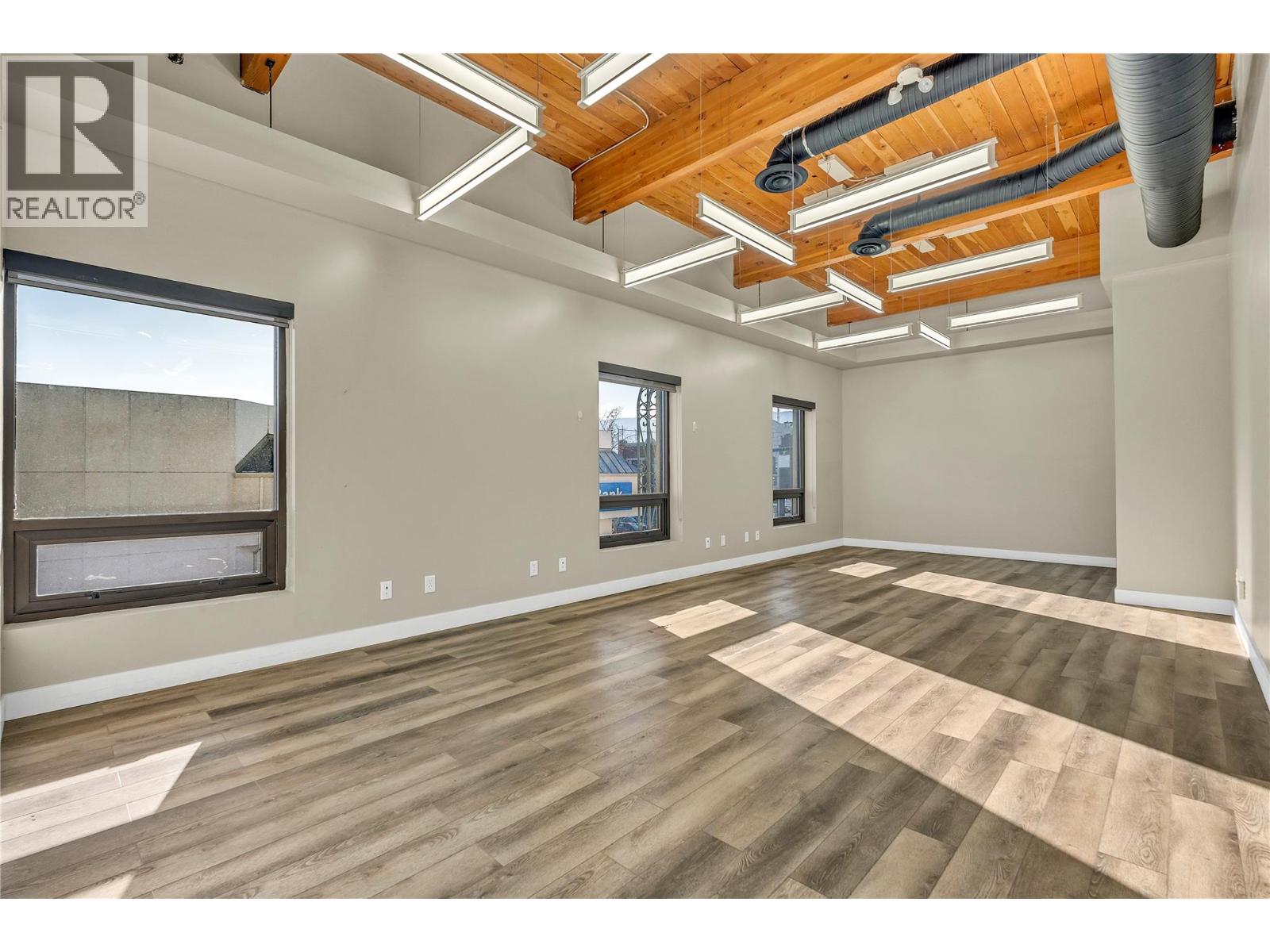 210 284 Main Street, Penticton