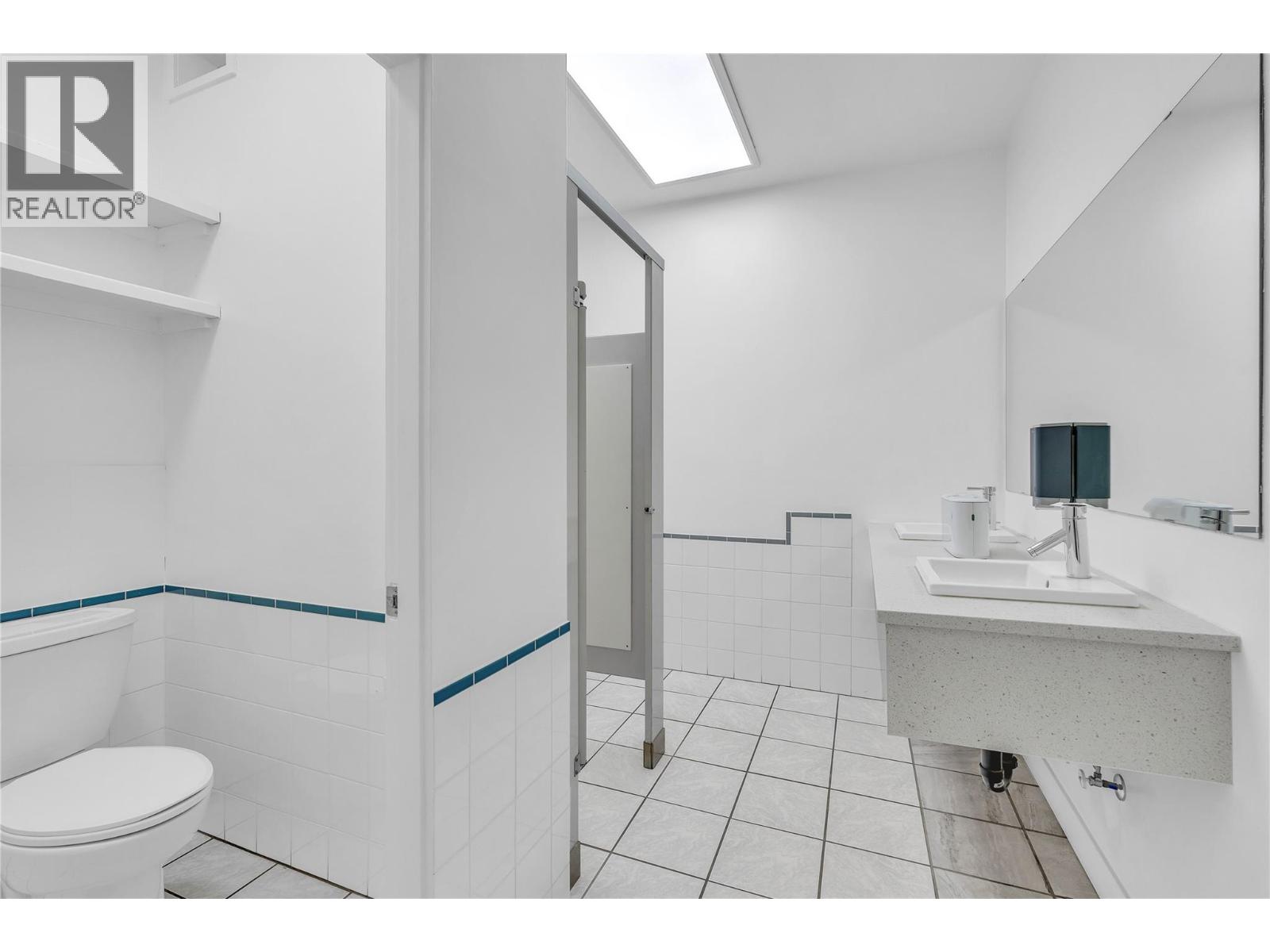 210 284 Main Street, Penticton