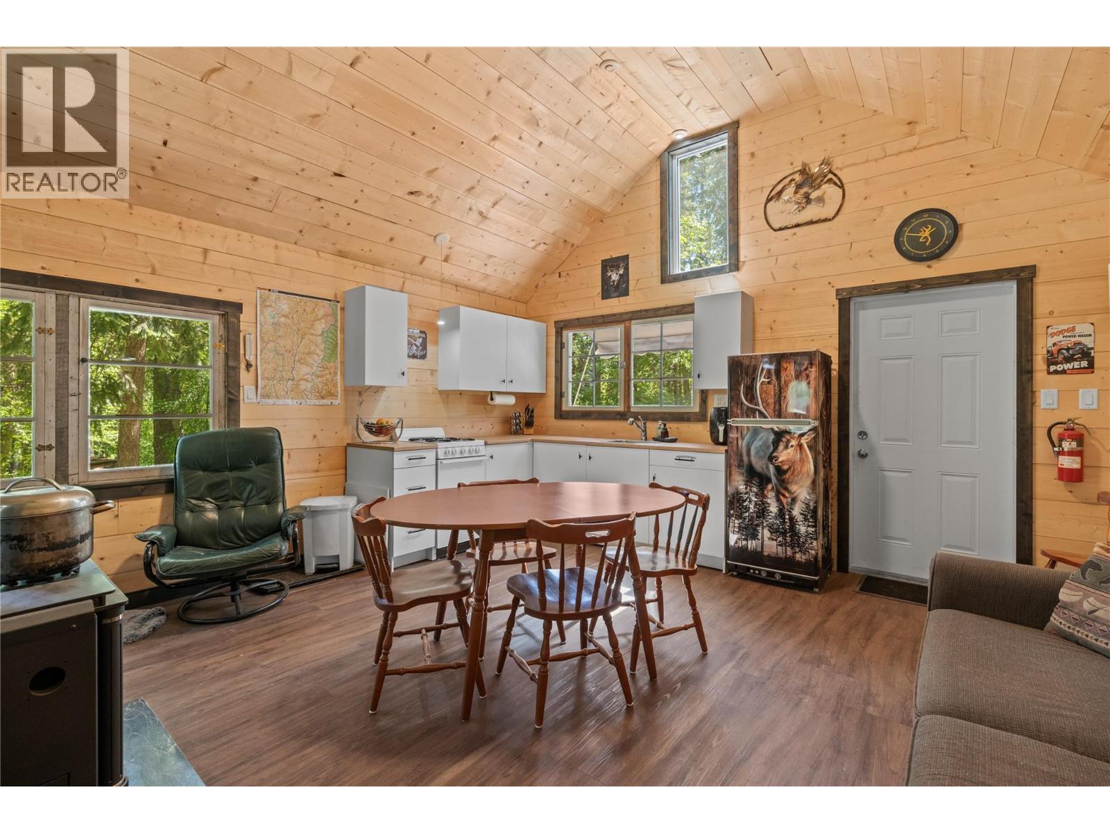 5950 Crouse Creek Forest, Westbridge