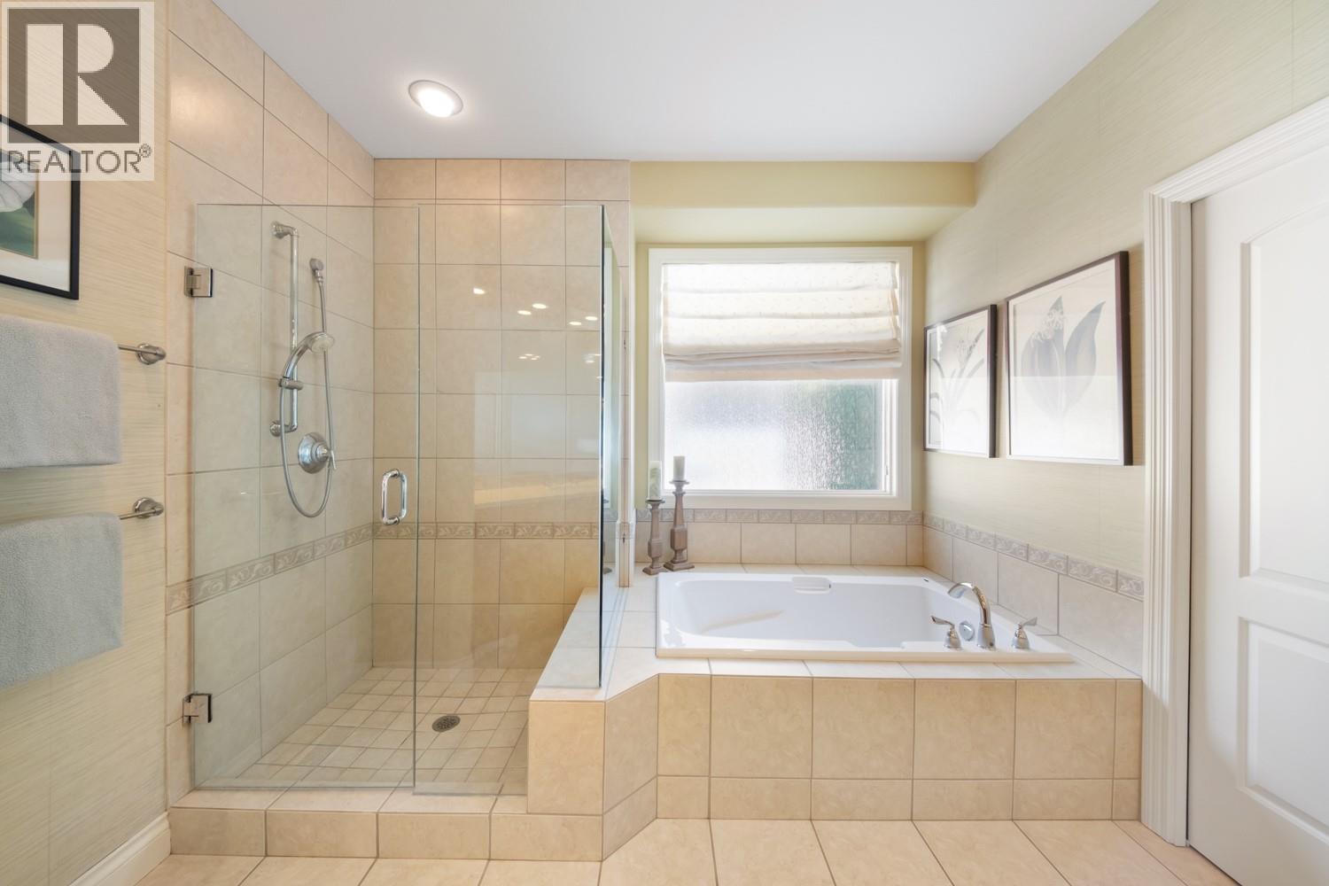  4349 Gallaghers Fairway South, Kelowna