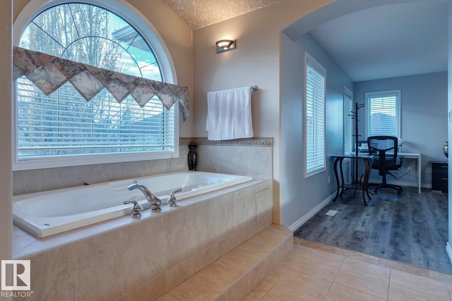 17806 109 ST NW, Edmonton