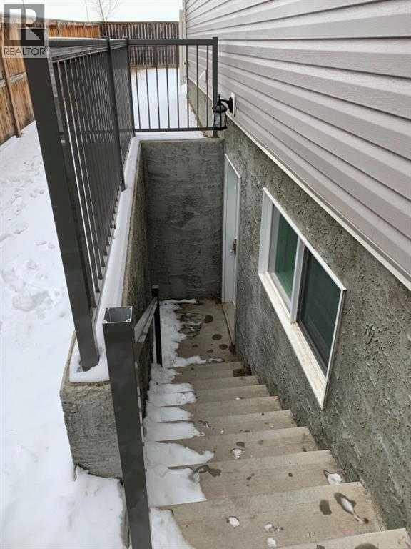 Single Family House for Sale in  Mount Sundance Landing W Sunridge Lethbridge 