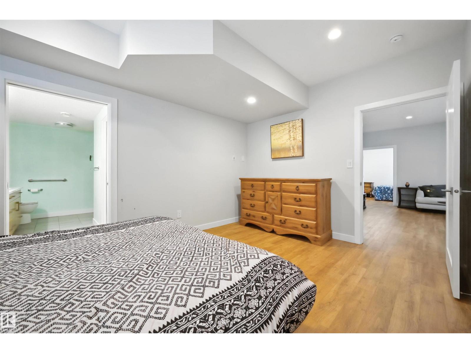 2620 WHEATON CL NW, Edmonton