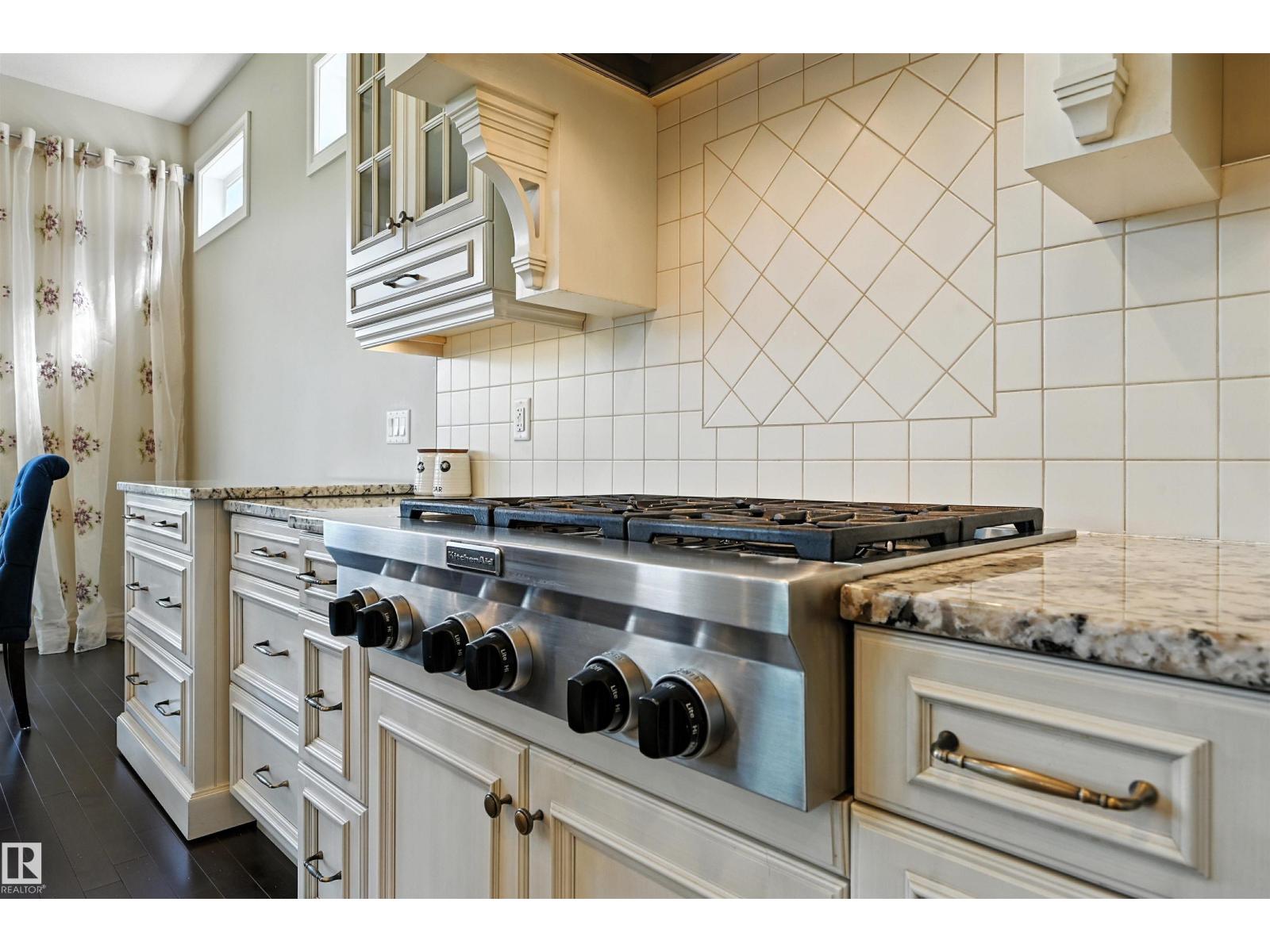 631 HOWATT DR SW, Edmonton