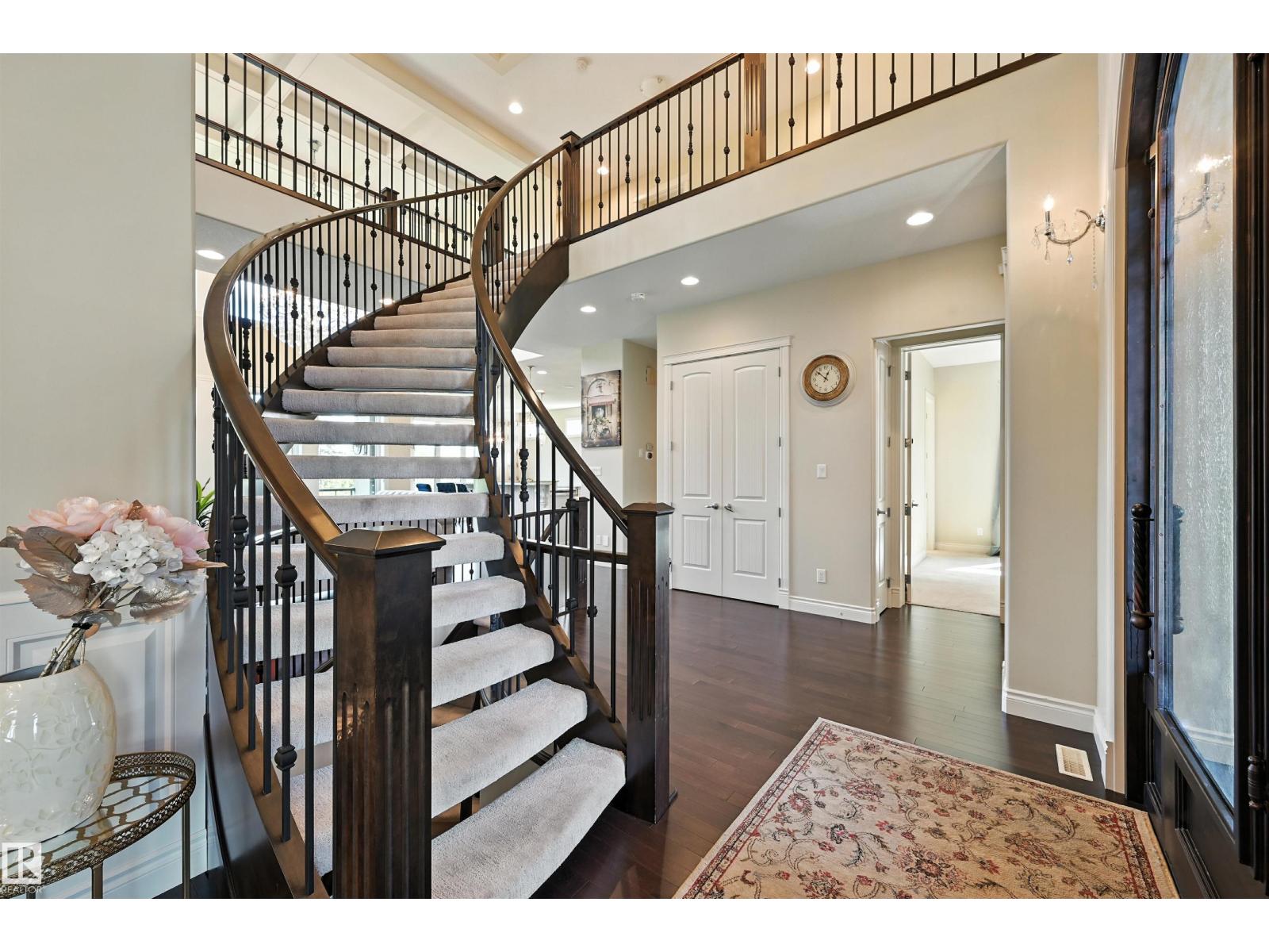 631 HOWATT DR SW, Edmonton