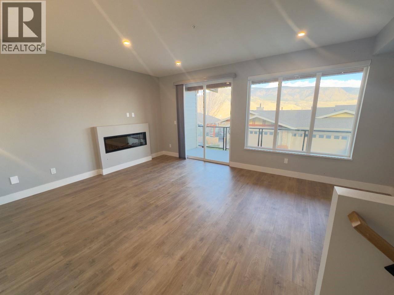 #18 130 COLEBROOK RD ROAD - 10