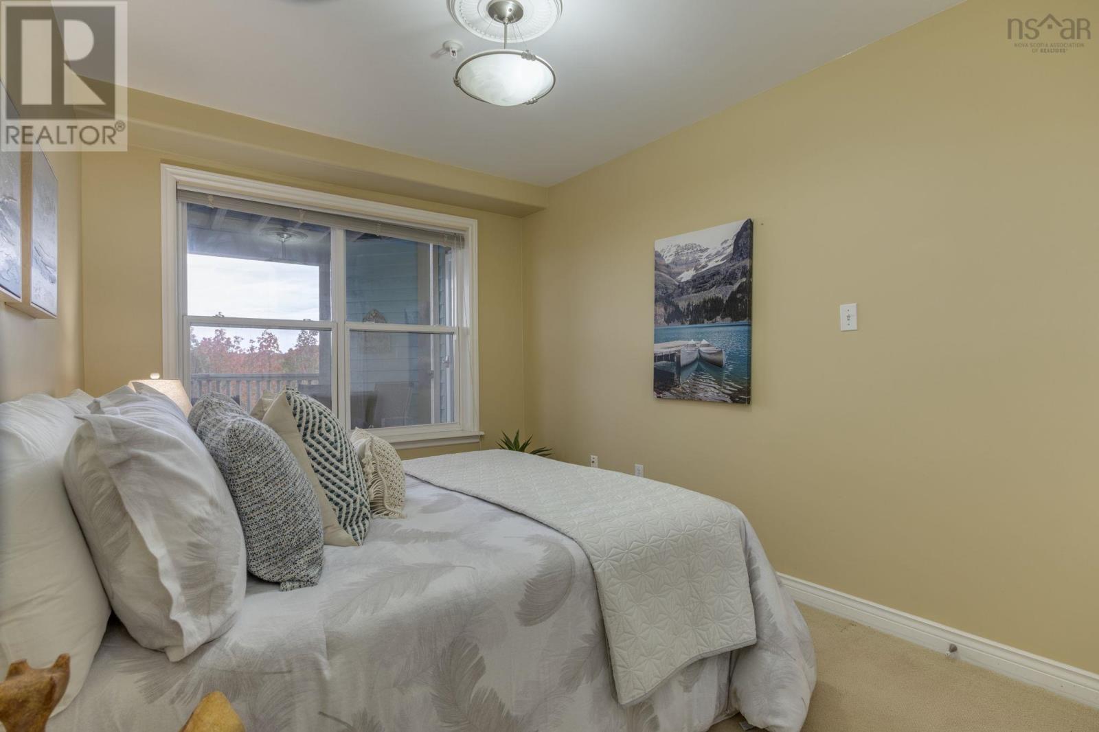 Property 28 of 37 of 304 2 Lake Drive