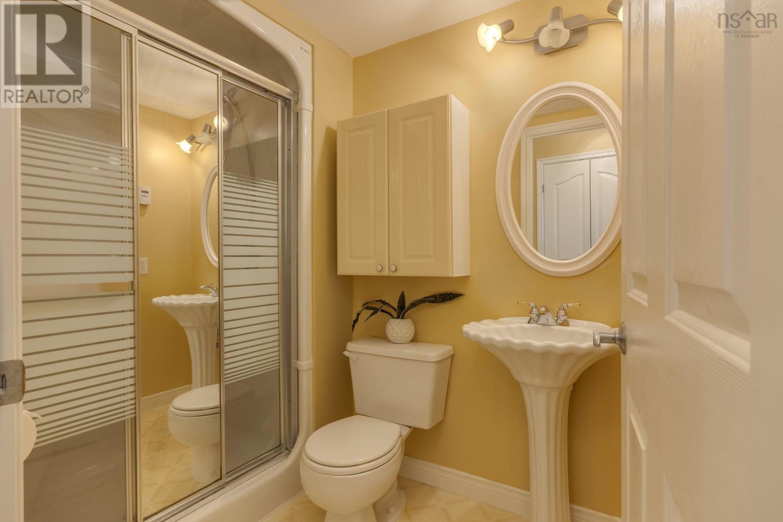 Property 26 of 37 of 304 2 Lake Drive