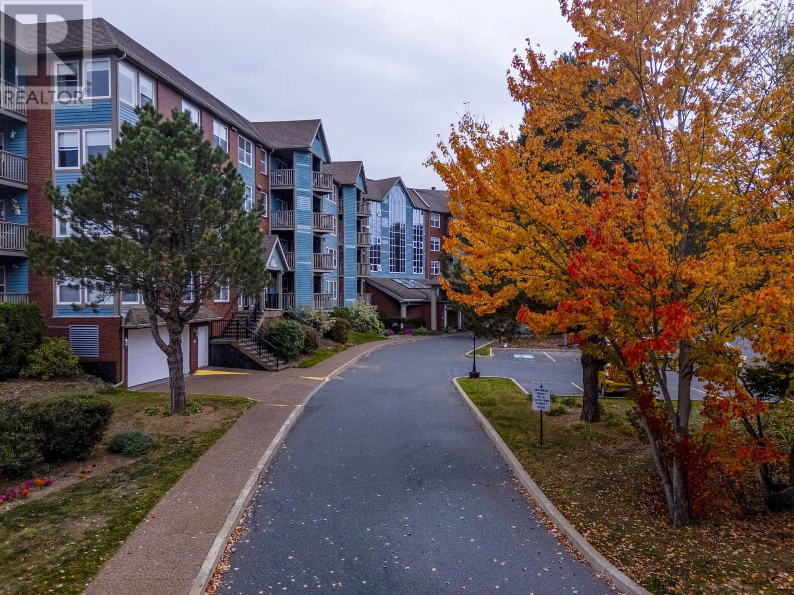 Property 33 of 37 of 304 2 Lake Drive