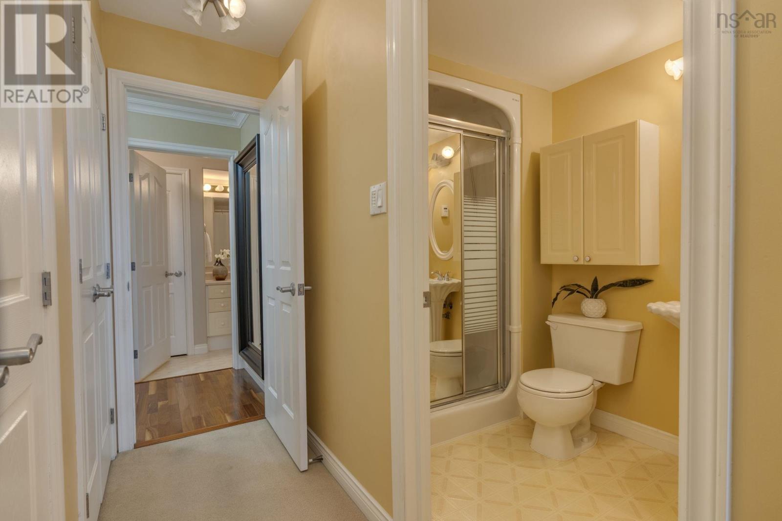 Property 23 of 37 of 304 2 Lake Drive