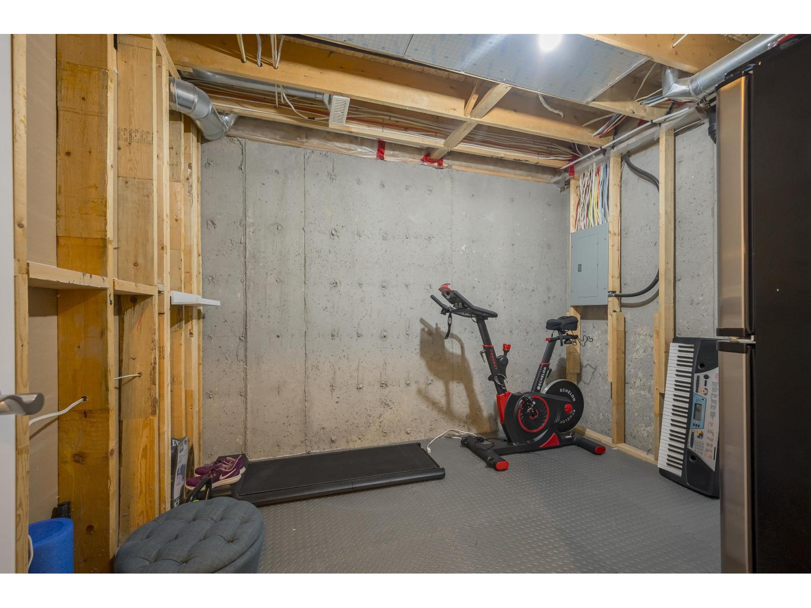 6867 208A STREET, Langley