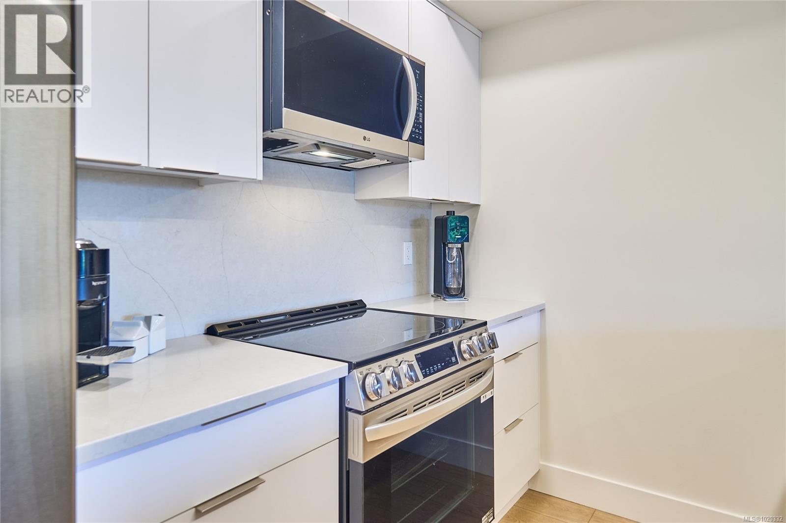 105 45 Haliburton St, Nanaimo