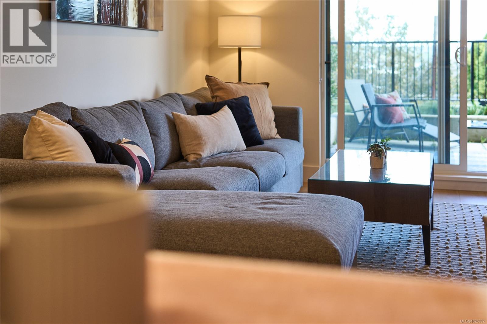 105 45 Haliburton St, Nanaimo