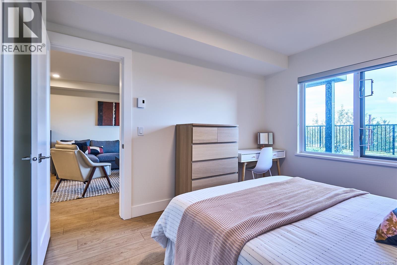 105 45 Haliburton St, Nanaimo