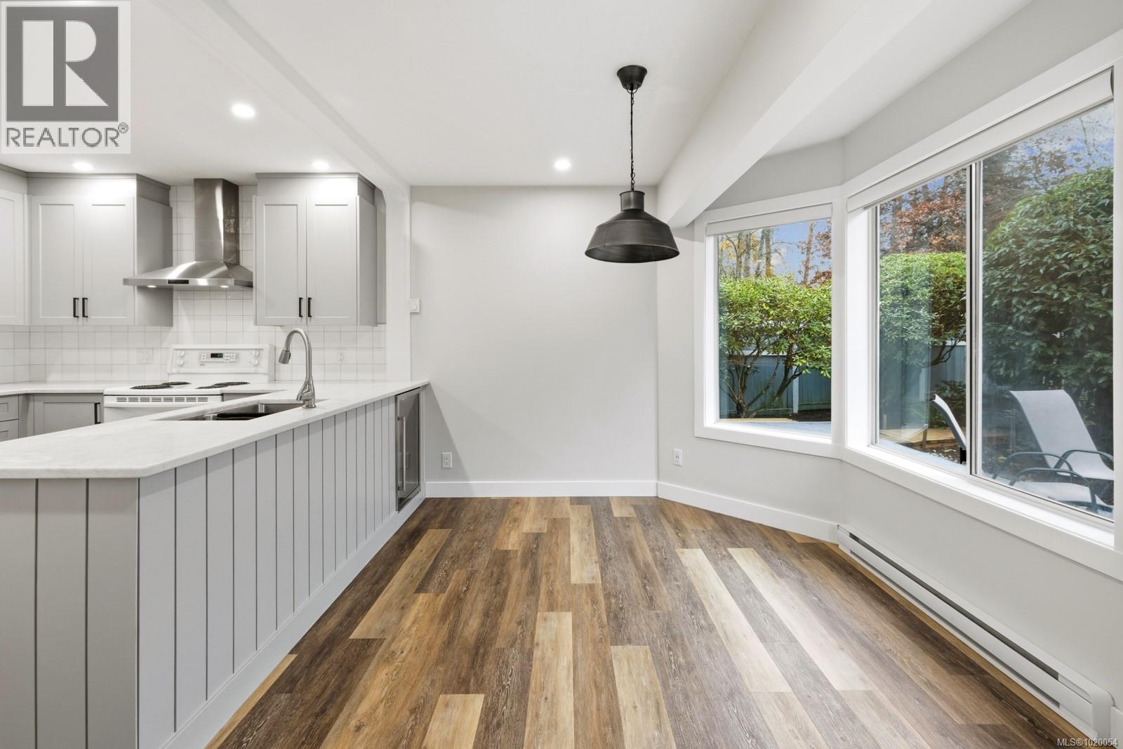 15 111 McKinstry Rd, Duncan